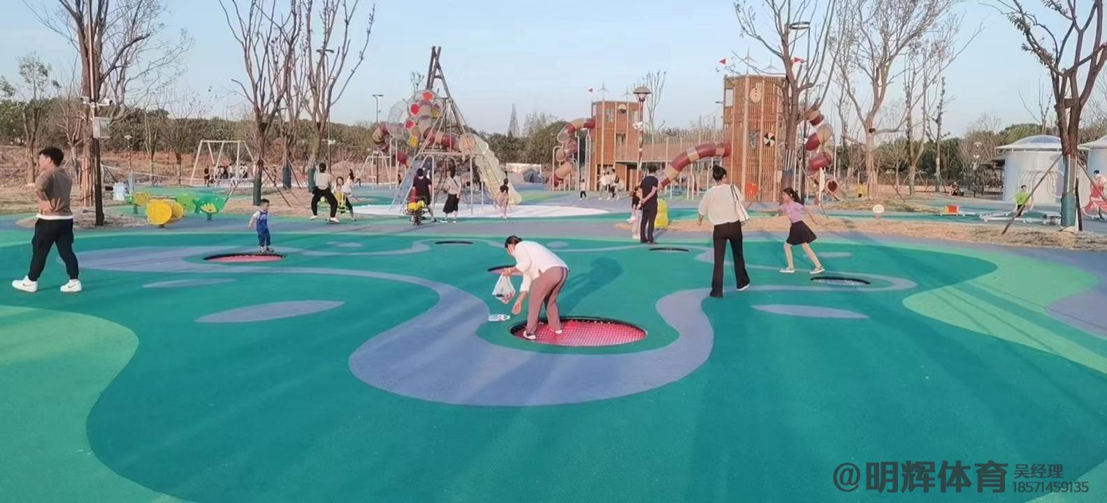 弹性丙烯酸网球场公园跑道是用什么材料做成的
